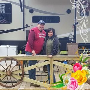 Meet your Posher, Holly